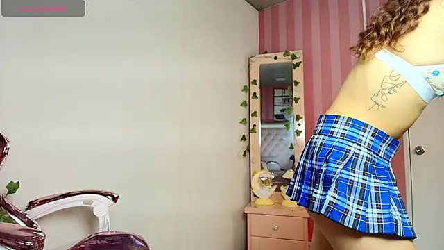 Tomoe b online show from March 20, 2025, 3:56 am