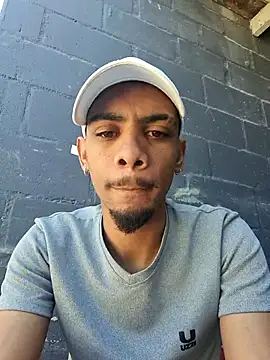 Snapshot of 29YOURZ_28_ chatting on November 5, 2025, 9:45 am 29YOURZ 28 online show from November 5, 2025, 9:45 am