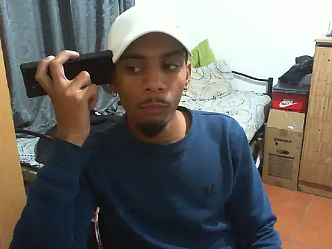 Snapshot of 29YOURZ_28_ chatting on September 29, 2025, 6:13 pm 29YOURZ 28 online show from September 29, 2025, 6:13 pm