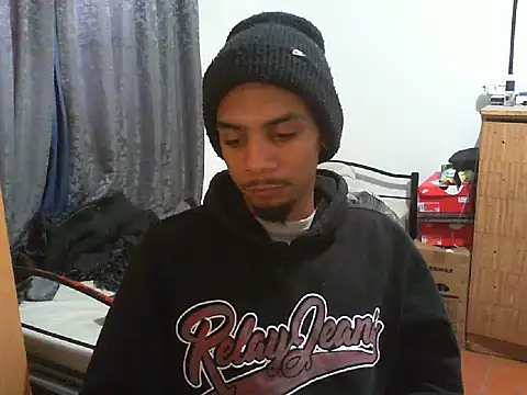 Snapshot of 29YOURZ_28_ chatting on September 19, 2025, 6:50 am 29YOURZ 28 online show from September 19, 2025, 6:50 am