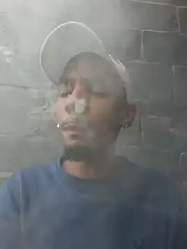 Snapshot of 29YOURZ_28_ chatting on October 31, 2025, 1:30 pm 29YOURZ 28 online show from October 31, 2025, 1:30 pm