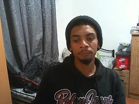 Snapshot of 29YOURZ_28_ chatting on September 19, 2025, 8:24 pm 29YOURZ 28 online show from September 19, 2025, 8:24 pm