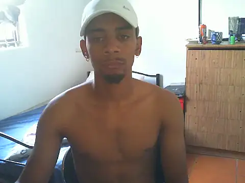 Snapshot of 29YOURZ_28_ chatting on March 5, 2025, 9:05 am 29YOURZ 28 online show from March 5, 2025, 9:05 am