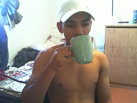 Snapshot of 29YOURZ_28_ chatting on February 27, 2025, 6:57 am 29YOURZ 28 online show from February 27, 2025, 6:57 am