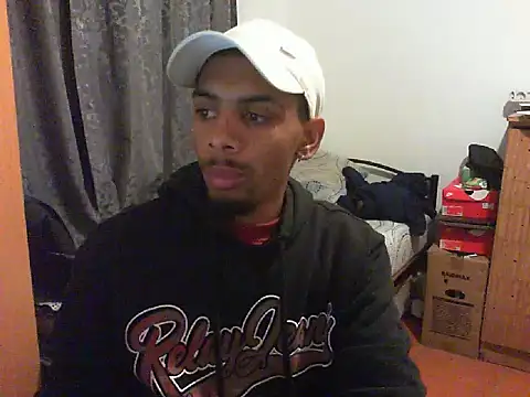 Snapshot of 29YOURZ_28_ chatting on September 9, 2025, 5:55 pm 29YOURZ 28 online show from September 9, 2025, 5:55 pm