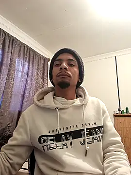 Snapshot of 29YOURZ_28_ chatting on September 17, 2025, 8:27 am 29YOURZ 28 online show from September 17, 2025, 8:27 am