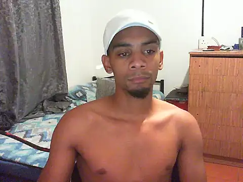 Snapshot of 29YOURZ_28_ chatting on March 20, 2025, 6:31 pm 29YOURZ 28 online show from March 20, 2025, 6:31 pm