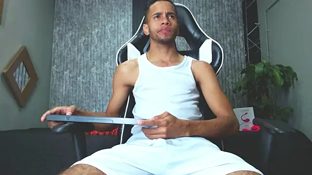 alex bigcock11 online show from March 4, 2025, 10:57 am