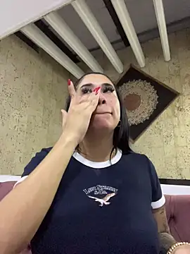 Snapshot of kiim_taaylor chatting on December 22, 2025, 10:37 am kiim taaylor online show from December 22, 2025, 10:37 am