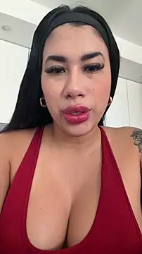 Snapshot of kiim_taaylor chatting on February 8, 2026, 1:20 pm kiim taaylor online show from February 8, 2026, 1:20 pm