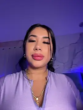 Snapshot of kiim_taaylor chatting on November 7, 2025, 11:15 am kiim taaylor online show from November 7, 2025, 11:15 am