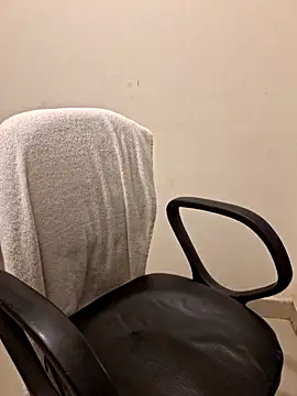 Snapshot of N-Natasha chatting on March 9, 2025, 8:21 pm N-Natasha online show from March 9, 2025, 8:21 pm