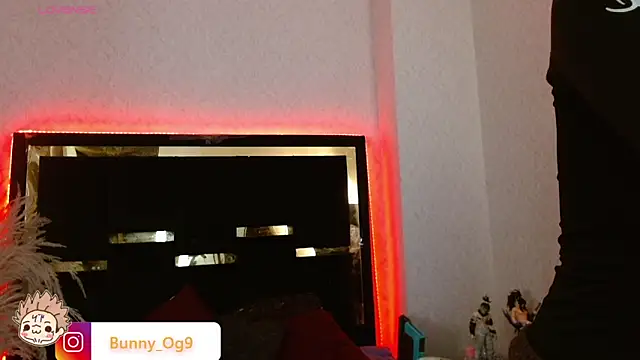 Bunny O online show from April 13, 2026, 9:41 pm