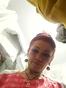 SweetLeila40 online show from March 31, 2026, 10:12 pm