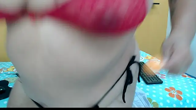 evaleribigtits18 online show from March 8, 2025, 5:17 am