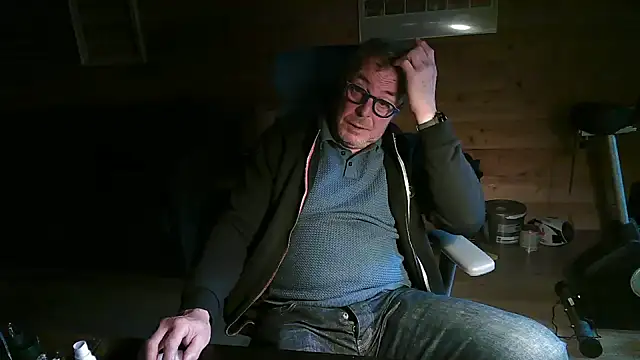 Snapshot of lelohop chatting on November 17, 2025, 11:36 am lelohop online show from November 17, 2025, 11:36 am