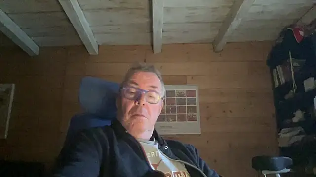 Snapshot of lelohop chatting on November 20, 2025, 7:09 am lelohop online show from November 20, 2025, 7:09 am