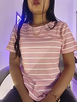 Snapshot of yhona_darling chatting on May 26, 2026, 6:06 pm yhona darling online show from May 26, 2026, 6:06 pm