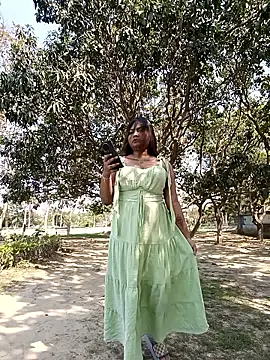 Snapshot of Hot_Urvi chatting on March 27, 2026, 8:26 am Hot Urvi online show from March 27, 2026, 8:26 am