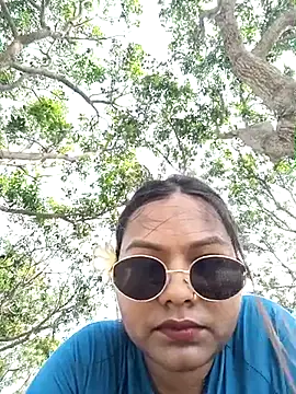 Snapshot of Hot_Urvi chatting on April 27, 2026, 9:29 am Hot Urvi online show from April 27, 2026, 9:29 am