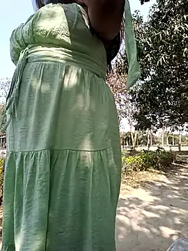 Snapshot of Hot_Urvi chatting on March 27, 2026, 8:22 am Hot Urvi online show from March 27, 2026, 8:22 am