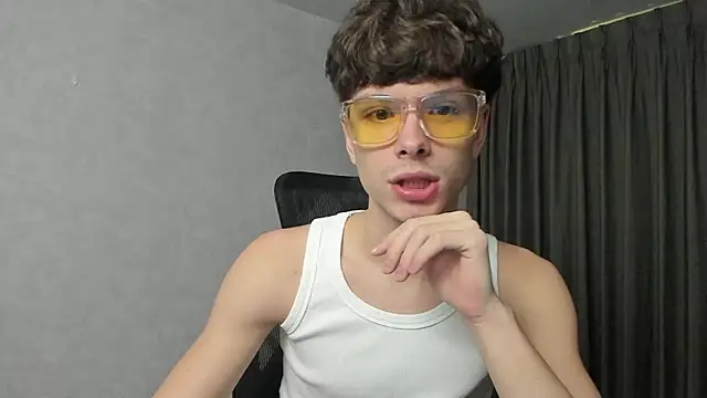 calvin love you online show from March 4, 2026, 5:10 pm