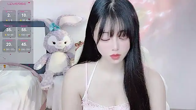 Snapshot of Lydia_170 chatting on December 26, 2024, 9:04 pm Lydia 170 online show from December 26, 2024, 9:04 pm