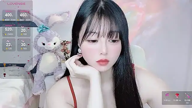 Snapshot of Lydia_170 chatting on December 27, 2024, 12:29 am Lydia 170 online show from December 27, 2024, 12:29 am