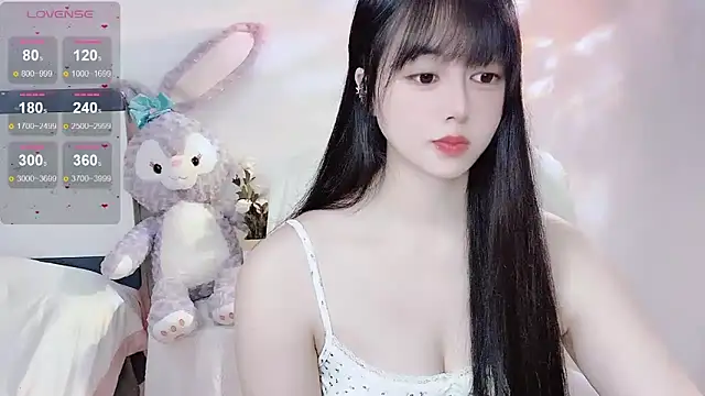 Snapshot of Lydia_170 chatting on March 3, 2025, 8:54 pm Lydia 170 online show from March 3, 2025, 8:54 pm