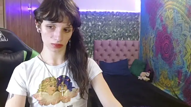 BurningVenus12 online show from April 18, 2026, 6:32 pm