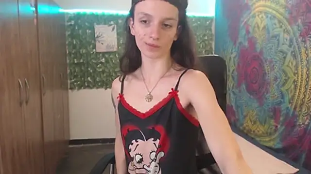 Snapshot of BurningVenus12 chatting on November 1, 2025, 8:03 pm BurningVenus12 online show from November 1, 2025, 8:03 pm