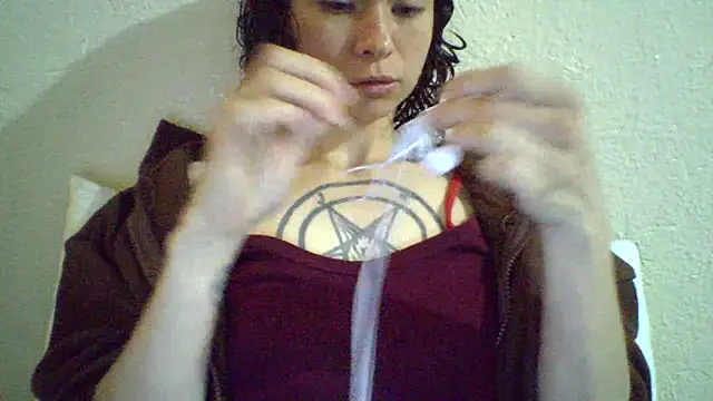 CELEna098rs707 online show from April 25, 2026, 9:01 pm