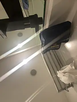 Snapshot of lilylush24 chatting on February 26, 2025, 5:53 pm lilylush24 online show from February 26, 2025, 5:53 pm