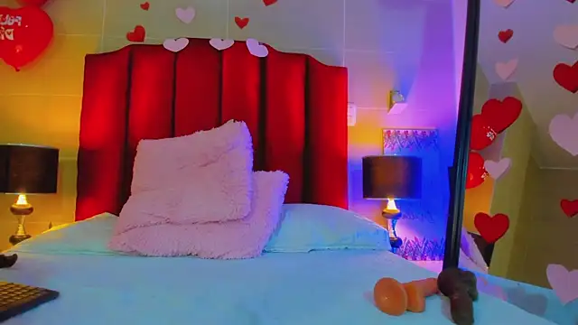 Snapshot of isabella_montez chatting on February 11, 2025, 6:33 pm isabella montez online show from February 11, 2025, 6:33 pm