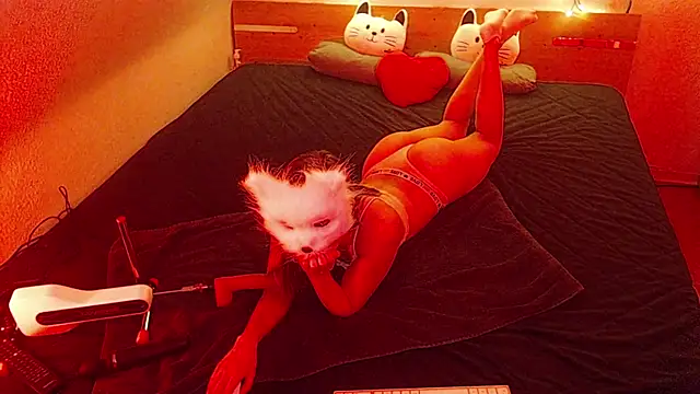 kleinelea123 online show from January 25, 2025, 8:42 pm