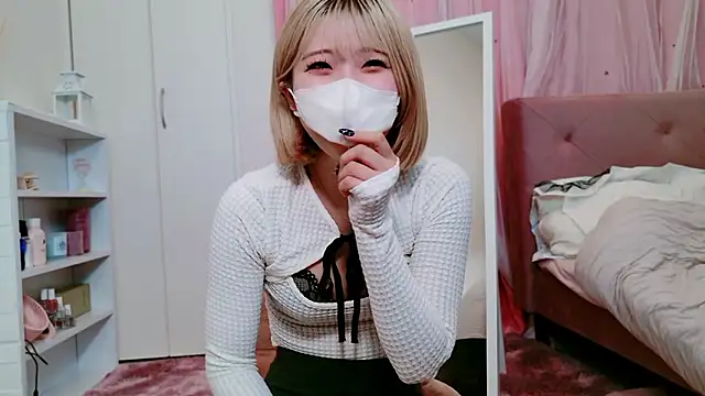 eimi ch online show from December 2, 2024, 6:05 am