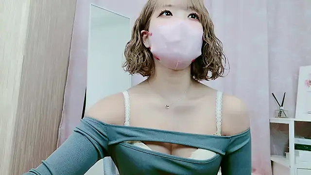 eimi ch online show from February 19, 2025, 6:22 am