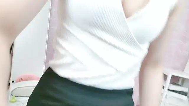 eimi ch online show from December 10, 2024, 12:39 am