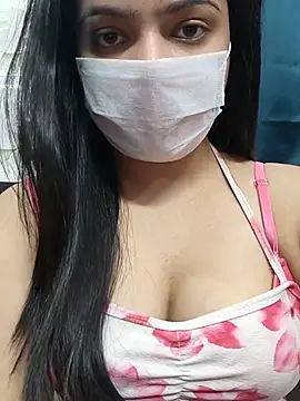 Snapshot of Myloveurvi chatting on December 2, 2025, 9:00 am Myloveurvi online show from December 2, 2025, 9:00 am