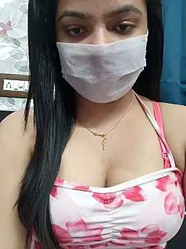 Snapshot of Myloveurvi chatting on November 7, 2025, 11:04 am Myloveurvi online show from November 7, 2025, 11:04 am