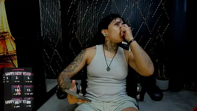 ZhoeStrong online show from January 9, 2026, 11:22 pm