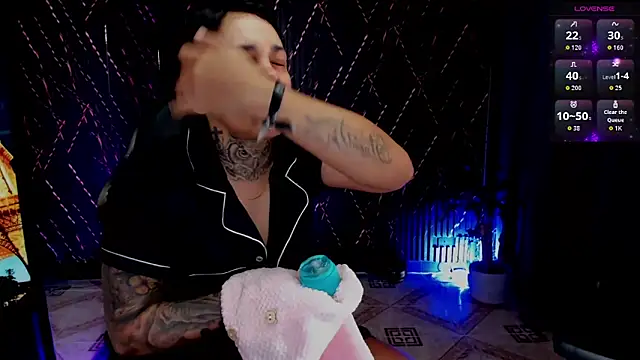 ZhoeStrong online show from February 7, 2026, 4:37 pm