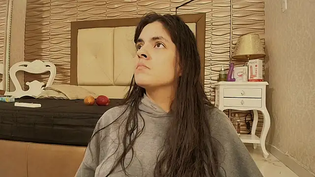 sofiaclauss online show from September 11, 2025, 8:09 pm