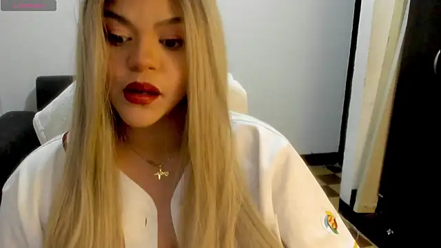 Snapshot of cattleya_campbell chatting on June 16, 2026, 9:04 pm cattleya campbell online show from June 16, 2026, 9:04 pm
