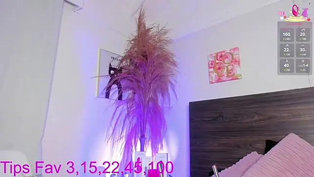 Snapshot of Martina_Miiller chatting on November 8, 2025, 2:15 am Martina Miiller online show from November 8, 2025, 2:15 am