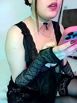 Snapshot of im_here- chatting on October 30, 2025, 4:04 pm im here- online show from October 30, 2025, 4:04 pm