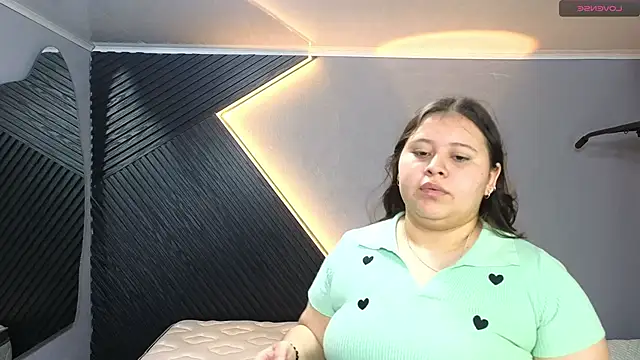 Laia and Aloby online show from February 20, 2026, 10:22 pm