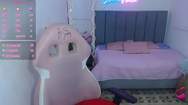 Krysstal tay online show from March 13, 2025, 6:01 pm