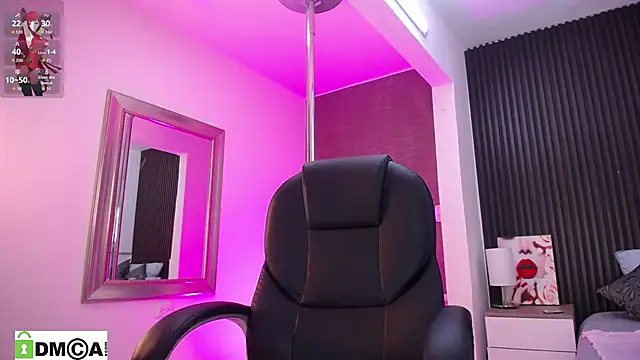 natasha  jackson online show from September 28, 2025, 11:17 am