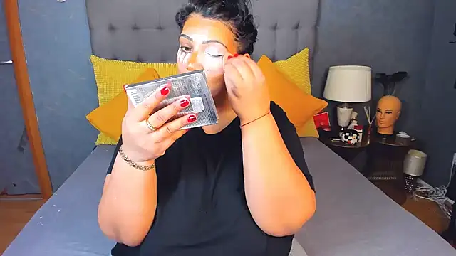 AmyCubes online show from February 21, 2026, 5:53 am